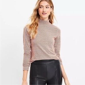 LOFT Patterned Turtleneck Small